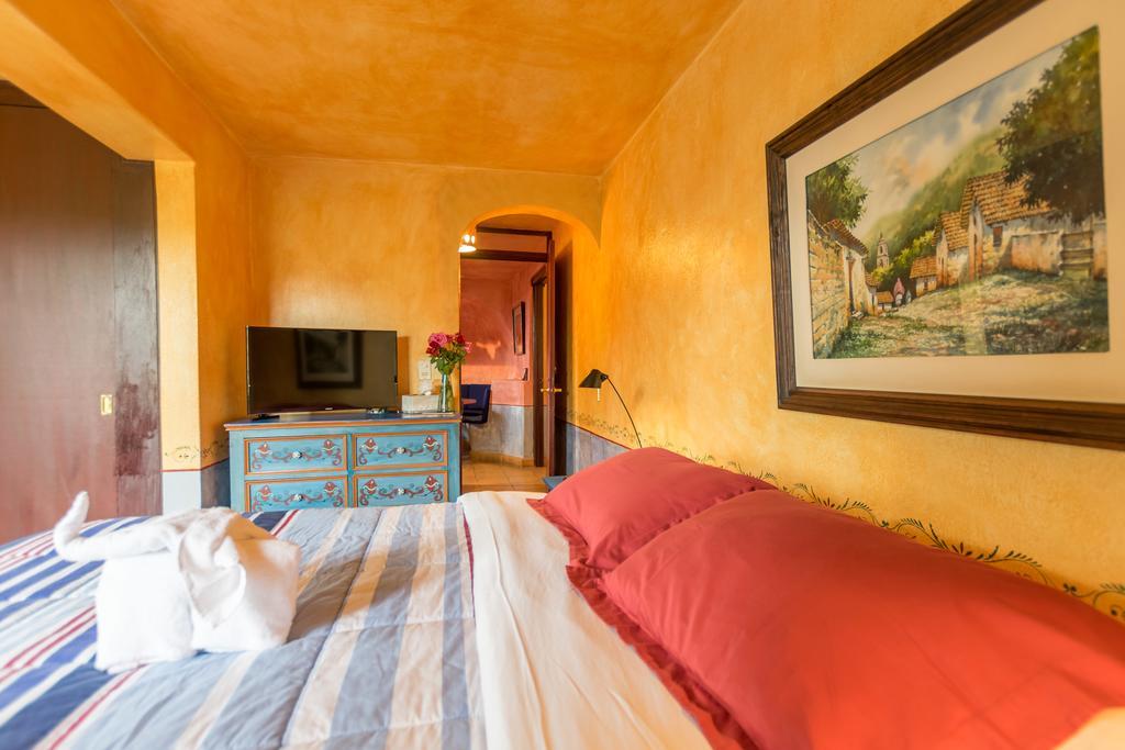 Отель Casa Puesta Del Sol Альенде Экстерьер фото