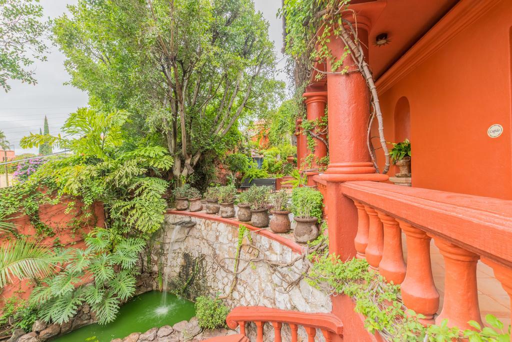 Отель Casa Puesta Del Sol Альенде Экстерьер фото