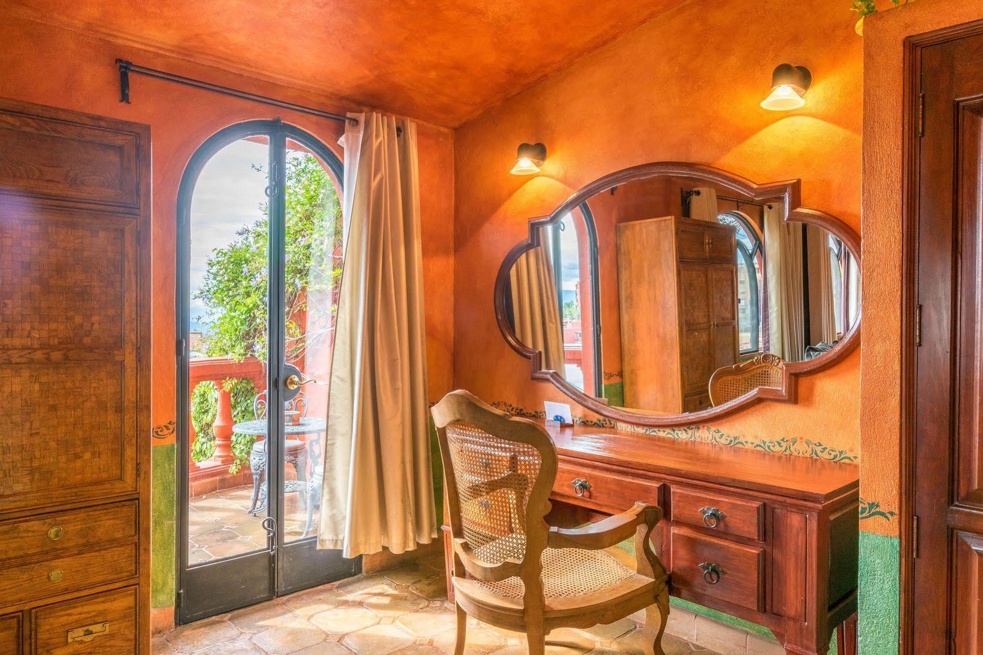 Отель Casa Puesta Del Sol Альенде Экстерьер фото